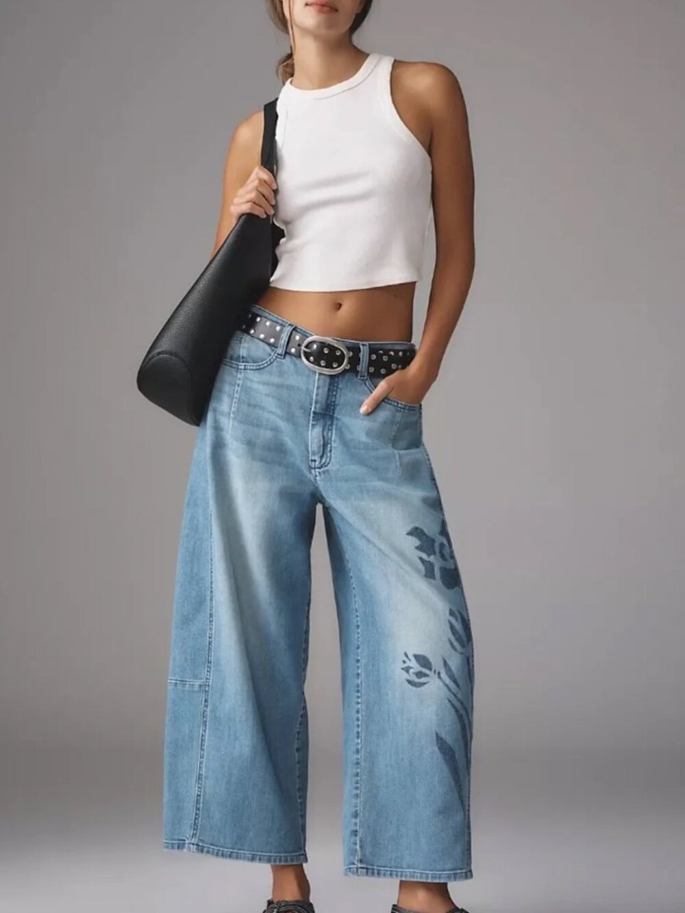 The Kenna Mid-Rise Heritage Barrel Jeans by Pilcro: Icon Edition Size 26